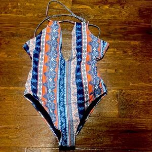 Women’s cupshe swimsuit